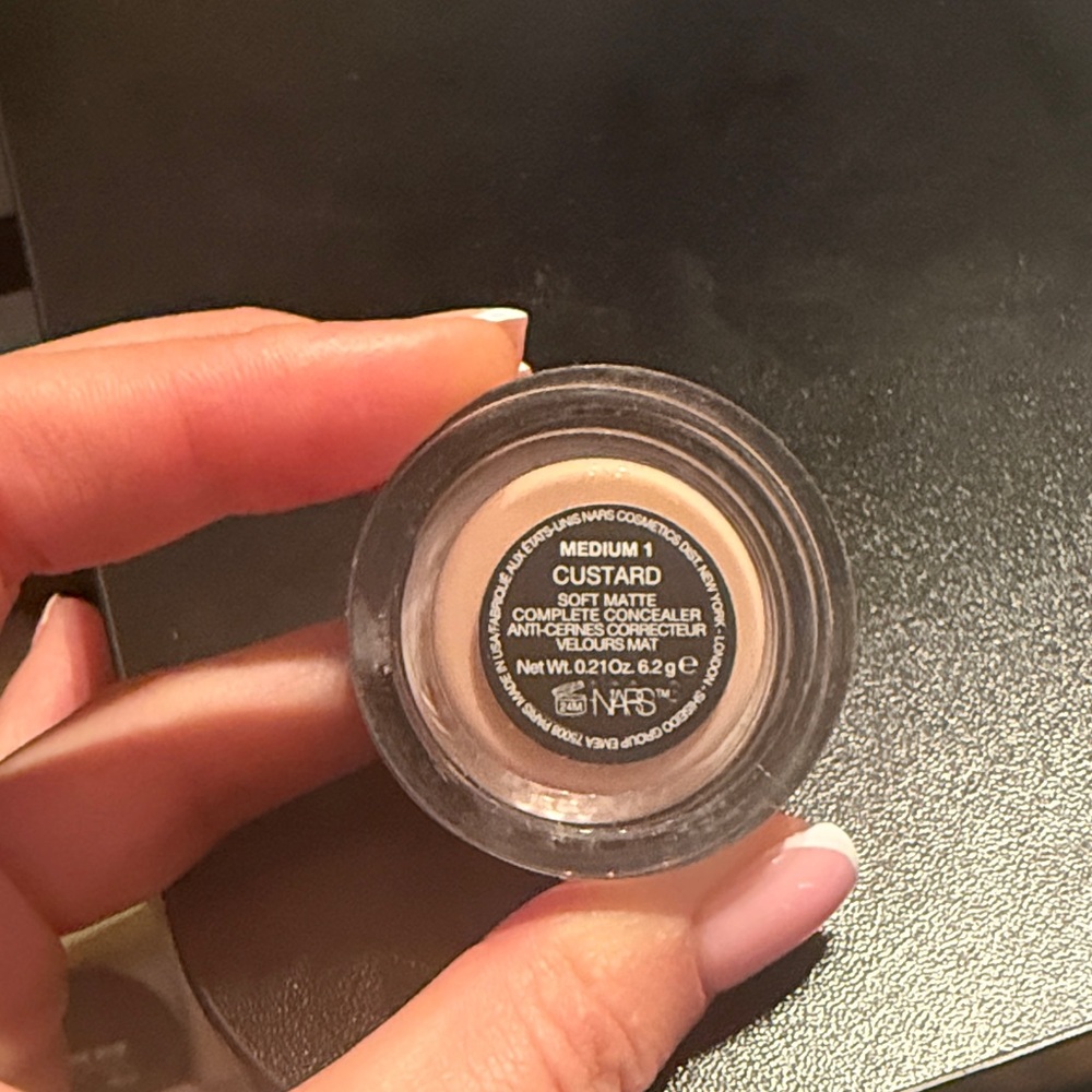 NARS Soft Matte Concealer - Medium 1 Custard